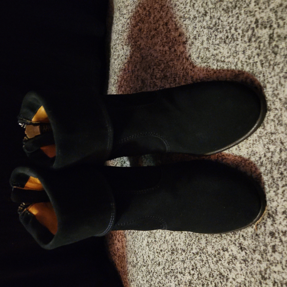 LOCKHART Bootie - Picture 2 of 7